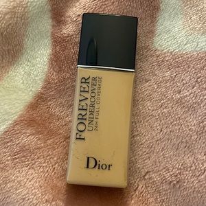 Dior Forever Undercover Foundation 021